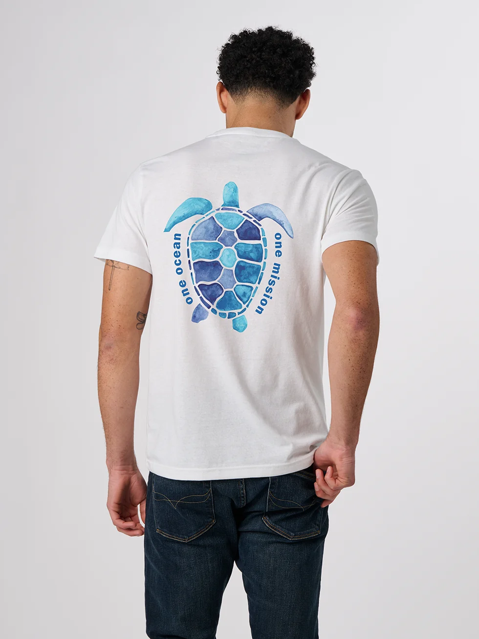 4ocean Turtle Eco T-Shirt Bundle - Image 17