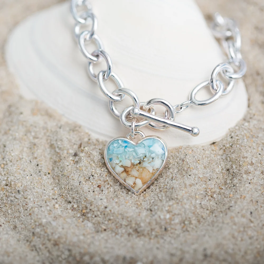 4ocean x Dune Heart Toggle Bracelet - Image 3