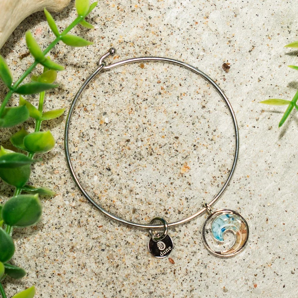 Dune x 4ocean Bali Wave Bangle Bracelets - Image 4