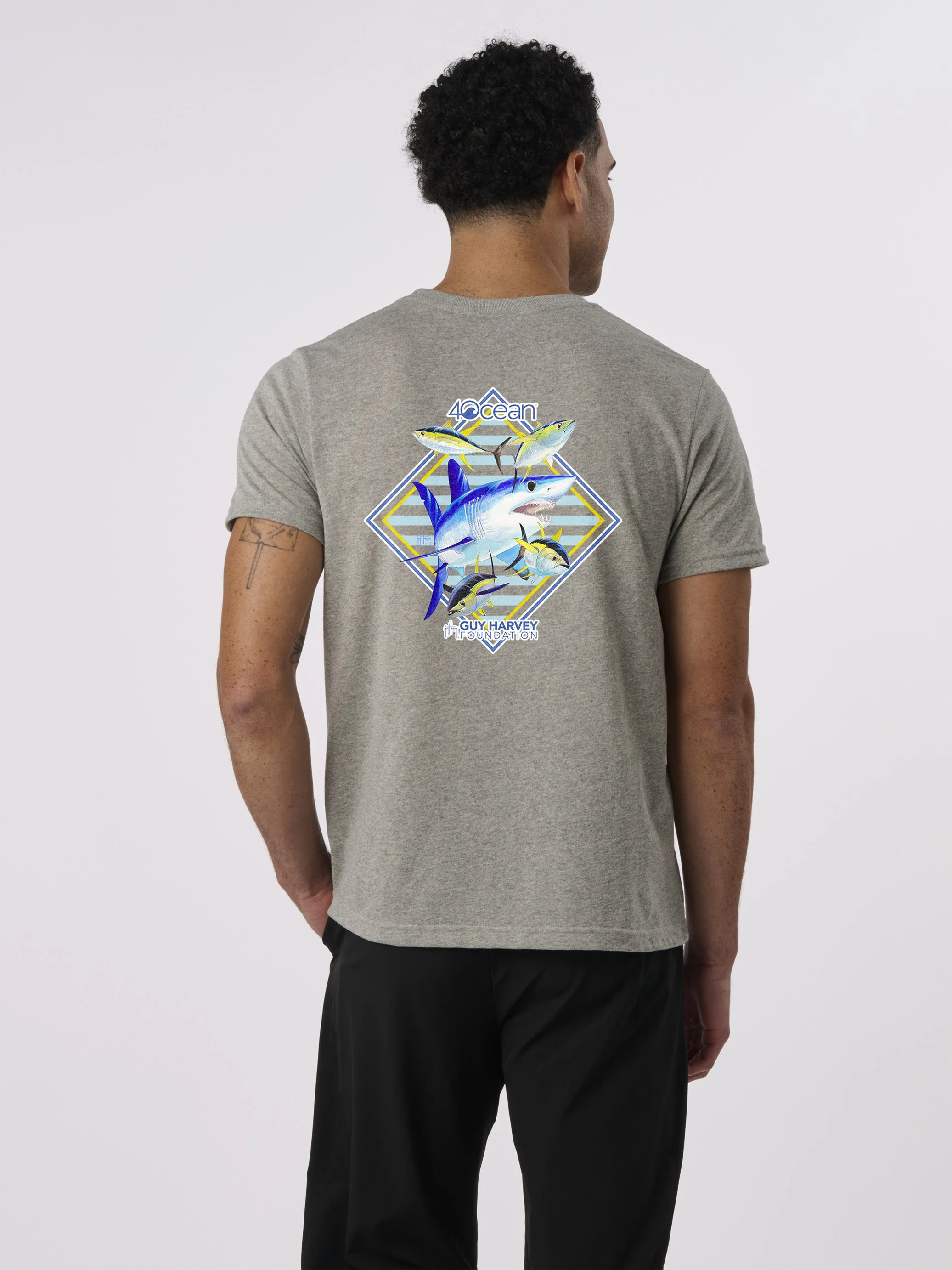 Guy Harvey Mako Shark Unisex T-Shirt - Image 6